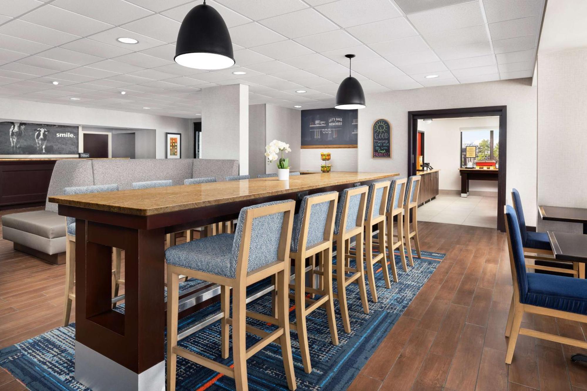 Hampton Inn Memphis-Walnut Grove/Baptist East Exteriér fotografie