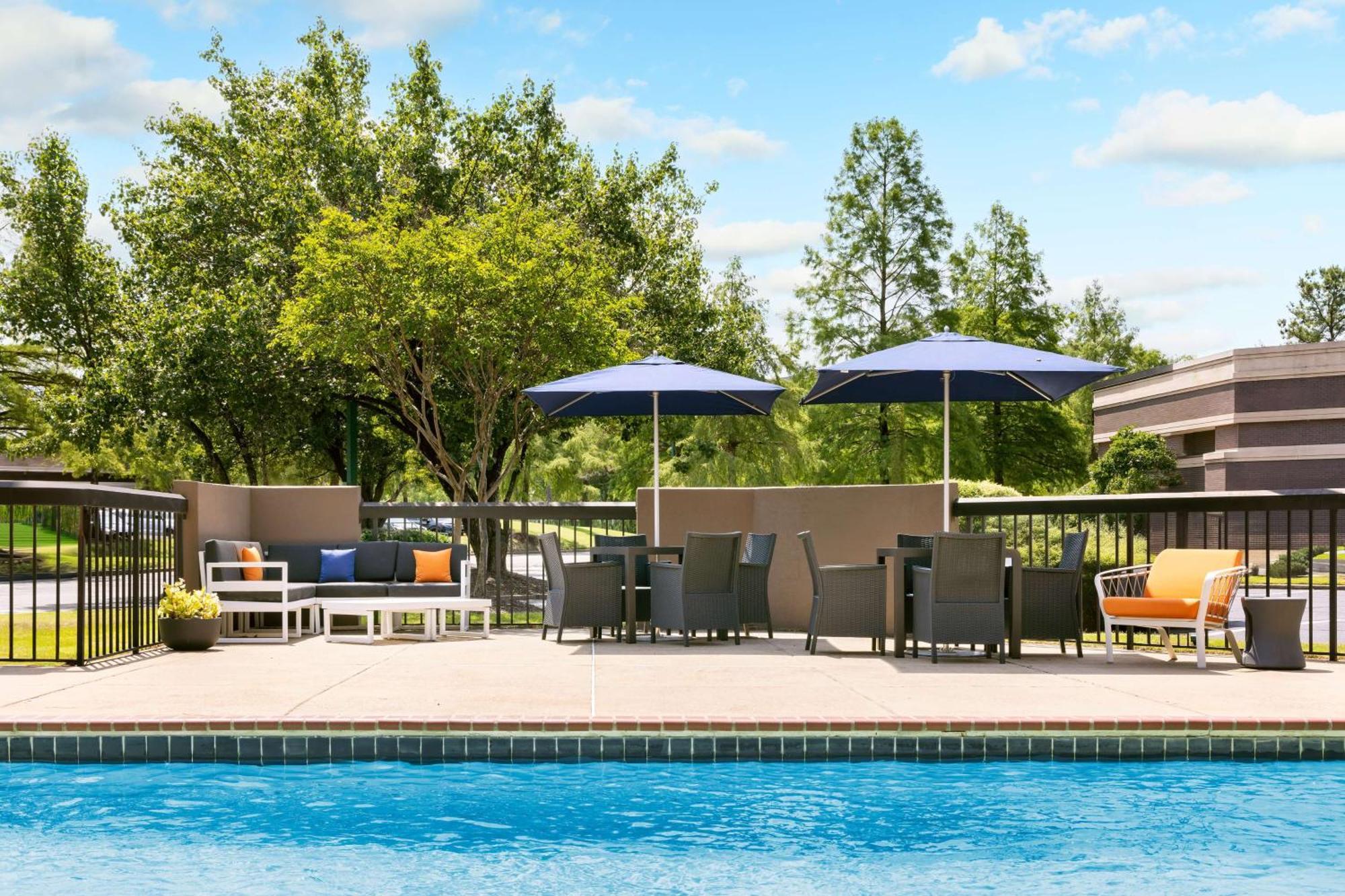 Hampton Inn Memphis-Walnut Grove/Baptist East Exteriér fotografie