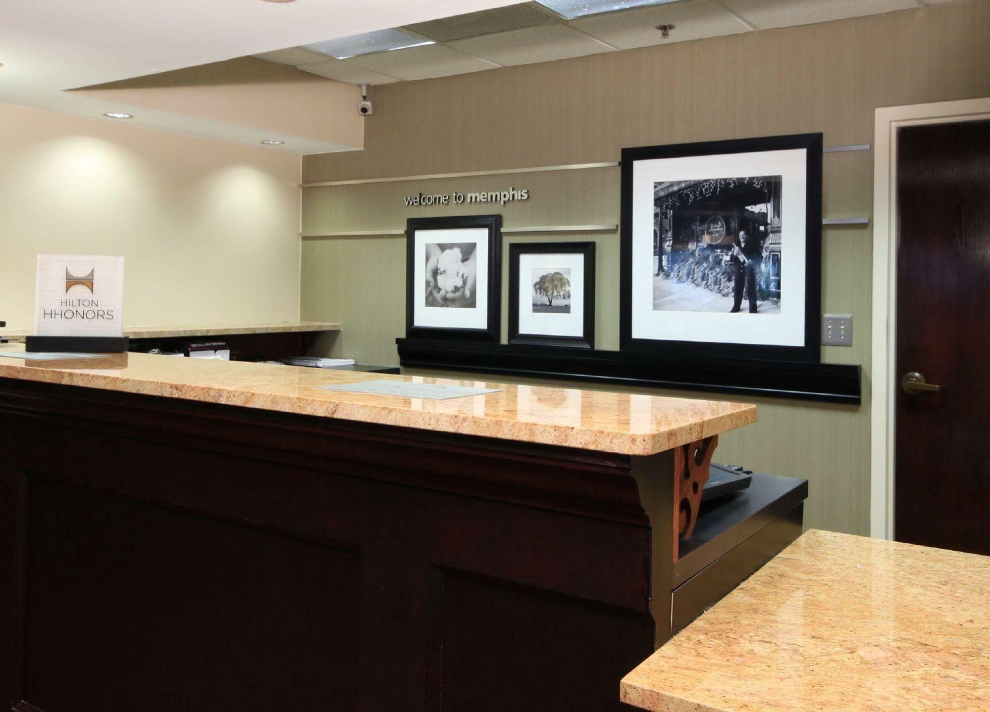 Hampton Inn Memphis-Walnut Grove/Baptist East Exteriér fotografie